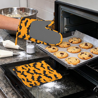 Halloween Bat Heat-Resistant Silicone Oven Mitts and Pot Holders 4 Piece Set,Extra Long Non-Slip Kitchen Oven Gloves for Cooking, Baking, BBQ,Grilling