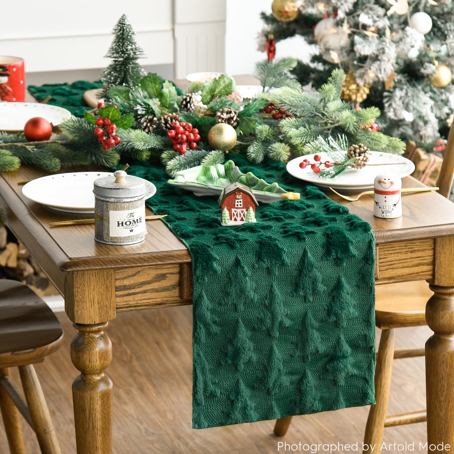 Artoid Mode Christmas Trees Green Soft Plush Faux Fur Jacquard Christmas Table Runner, Holiday Kitchen Dining Table Decoration for Home Party Decor 13x72 Inch