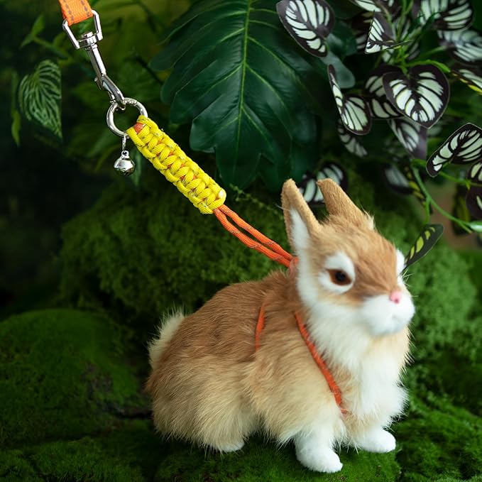 2pcs Figure 8 Harness and Leash with Reflective Strap and Bell for Ferrets, Rabbits, Bearded Dragon, Guinea Pig, Chinchilla and Hamster Small Animal Harness (Blue+Orange)