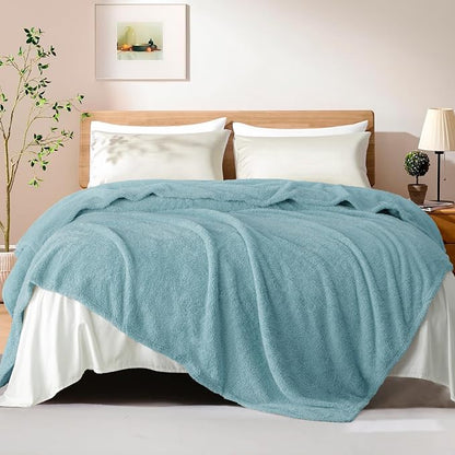 Exclusivo Mezcla Fleece Bed Blankets Queen Size, Ultra Soft, Lightweight and Fuzzy Stone Blue Blanket for Women, Home Decor, 90x90 Inches