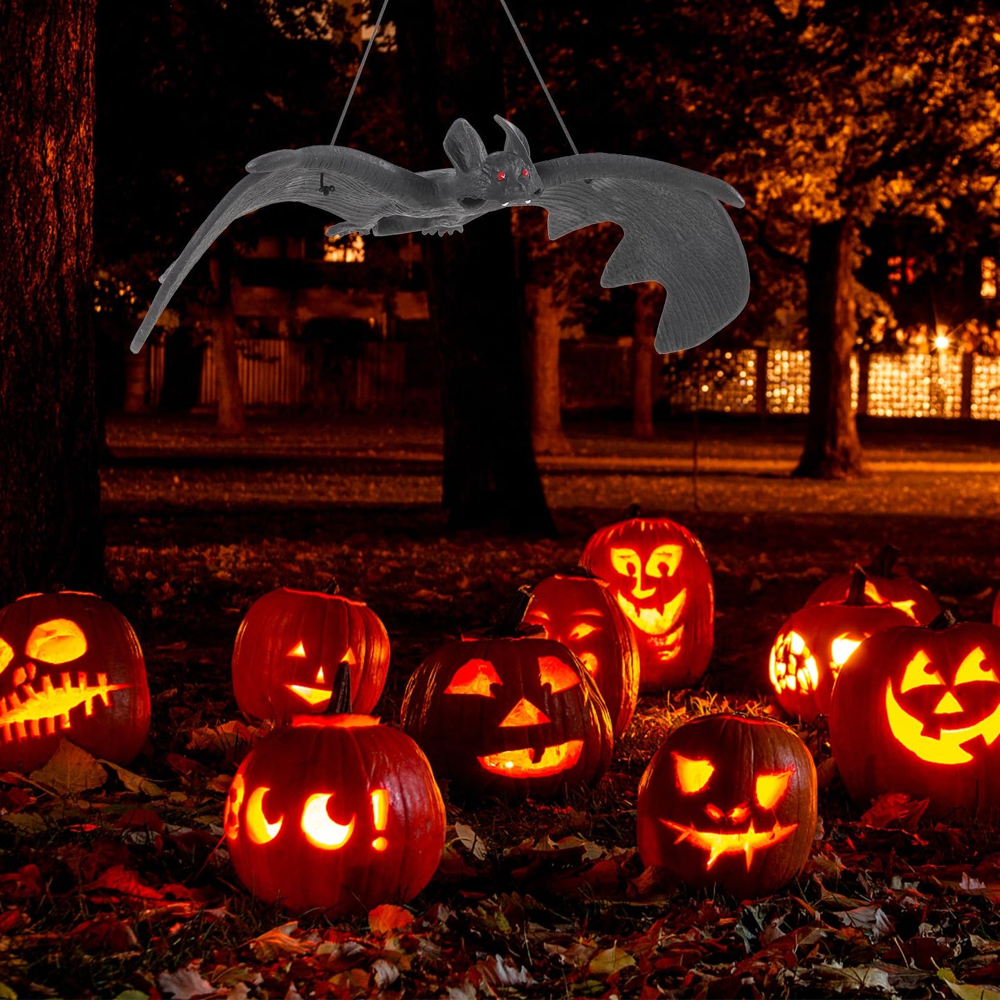 LUOEM 3 PCS Halloween Simulation Hanging Bats Realistic Looking Spooky Rubber Hanging Bats Props for Halloween Decoration (24 x 9cm)