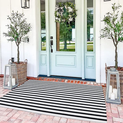 Bottalive Black and White Outdoor Rug 3' x 5' Striped Front Porch Rug Hand-Woven Cotton Rug Machine Washable Floor Mat Indoor/Outdoor Area Rug for Layered Door Mats/Farmhouse/Living Room (3' x 5')