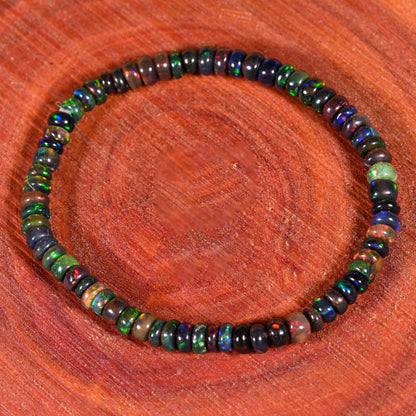 GEMS OF BAY Opal Bracelet (6 Inches, Black)