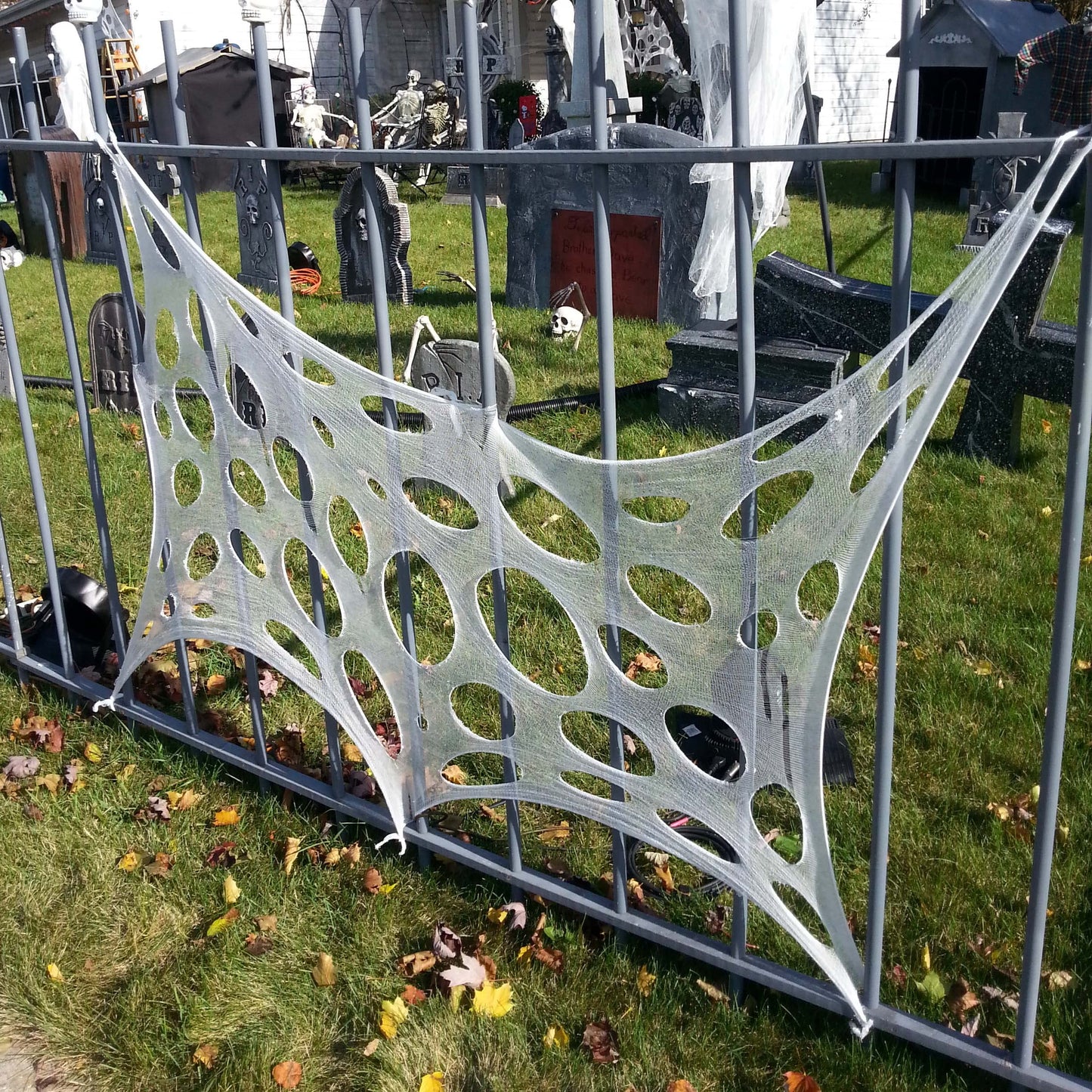 DAZONGE Spider Webs Halloween Decorations, Stretchy Halloween Beef Netting Spider Web, Spooky Spider Web Decorations for Haunted House