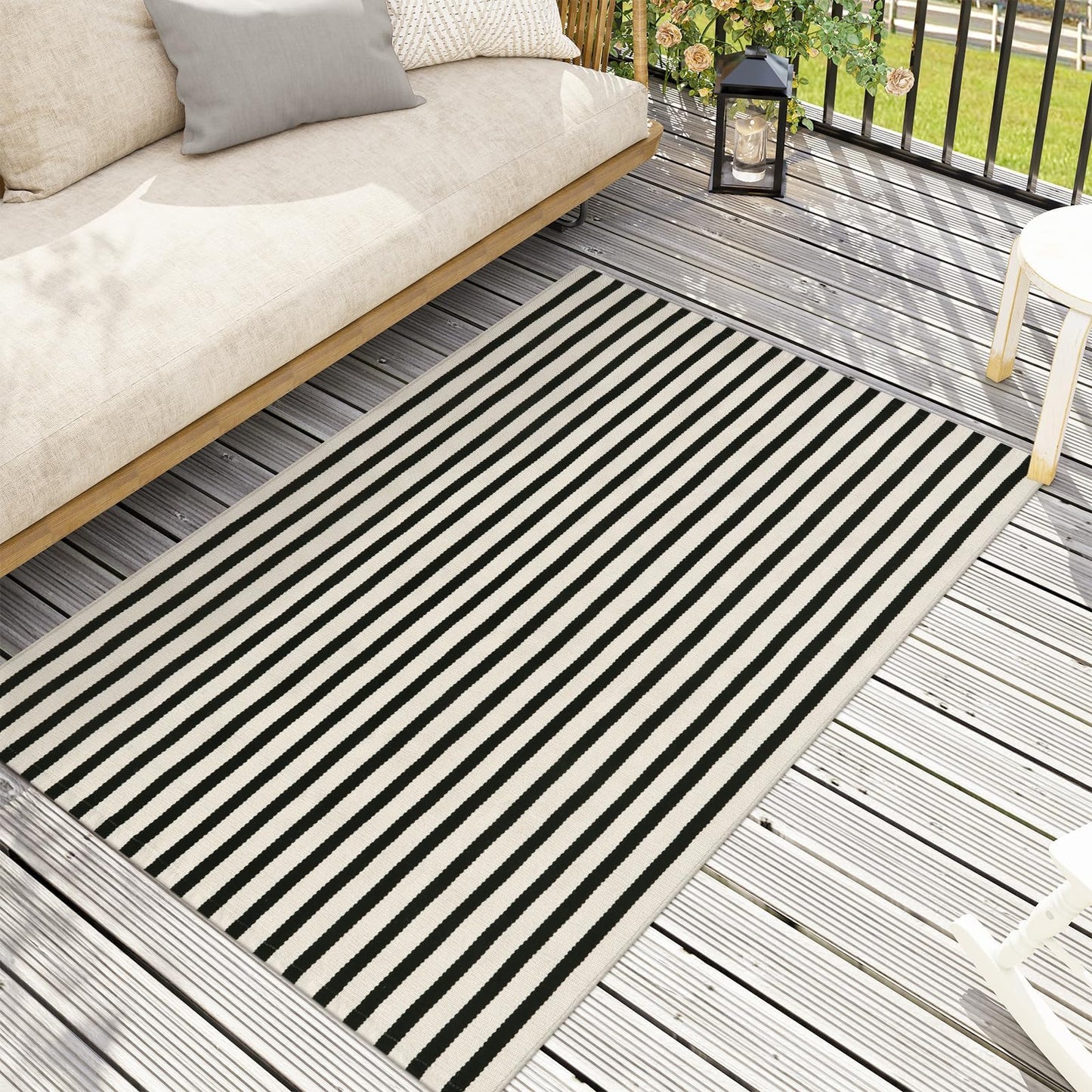 OJIA Washable Area Rugs 4'x6', Black and Cream Outdoor Rug Cotton Woven Entryway Rugs Indoor Striped Patio Rugs Carpet Large Area Rugs for Bedroom/Porch/Deck/Backyard/Home Outside Entrance Decor