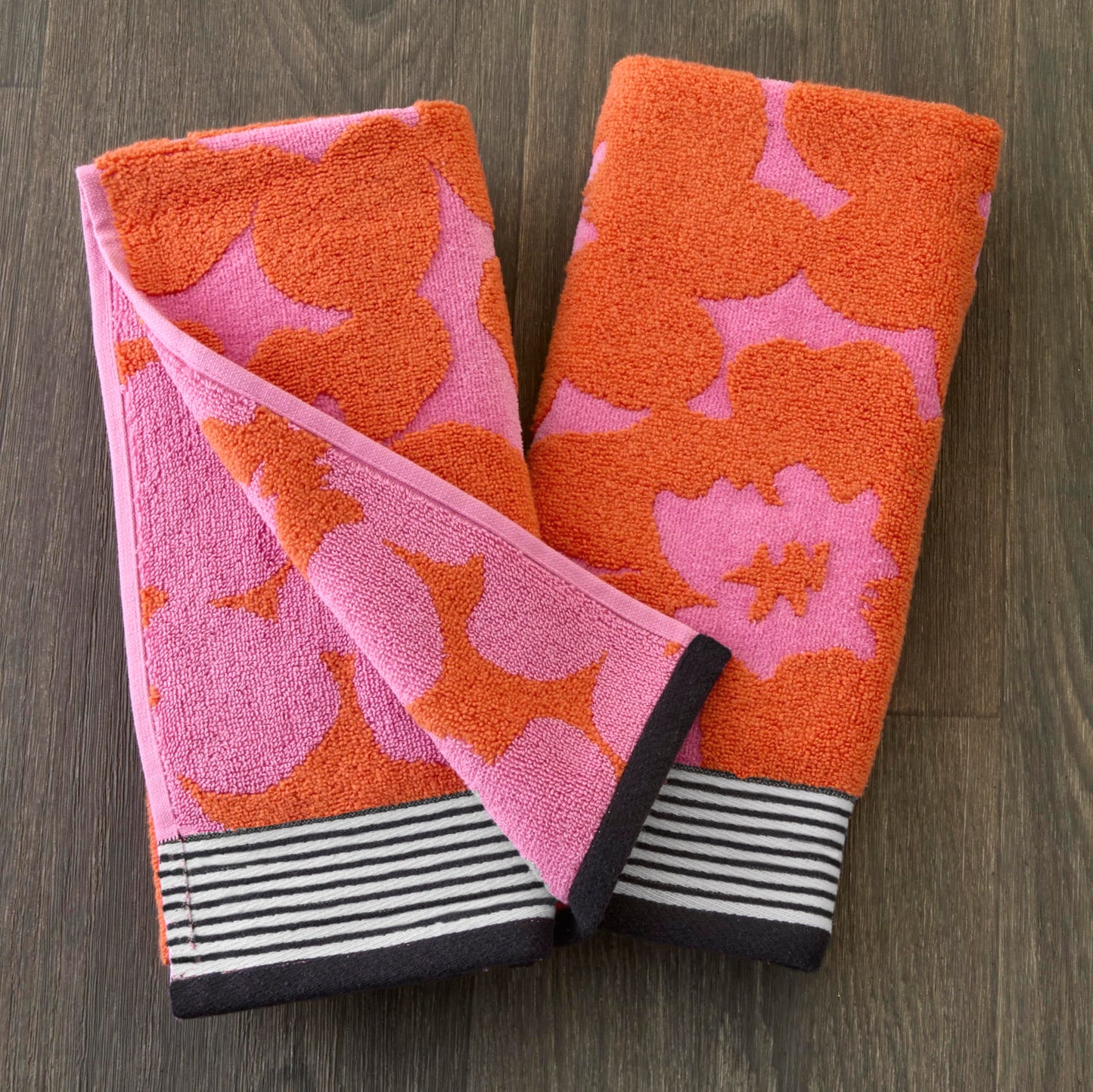 SKL Home Floral Grande 100% Cotton Premium 2-Piece Hand Towel Set, Reversible Jacquard, 550 GSM, Soft, Absorbent & Decorative for Bath/Kitchen/Bar & Gift, Pink
