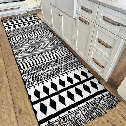 IOHOUZE Kitchen Hallway Runner Rug -2'x6' Boho Black White Entryway Runner Rugs for Halloween Decor/Fall Decor, Woven Indoor Outdoor Carpet Rugs, Washable Rag Rug for Bedroom/Bathroom/Laundry Room