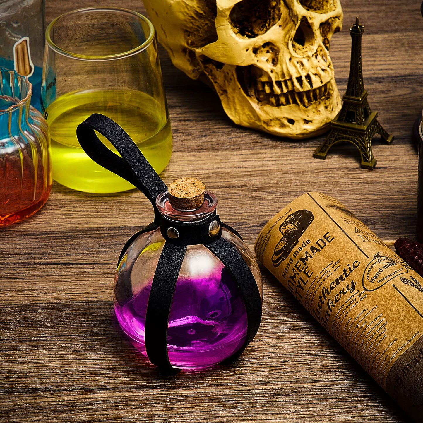 Patelai 2 Pcs Halloween Glass Potion Bottles with Belt Cork Renaissance Witch Costume Accessories Witch Props Potion Bottle for Halloween Party Decor Cosplay DIY Crafts Gift (Black)