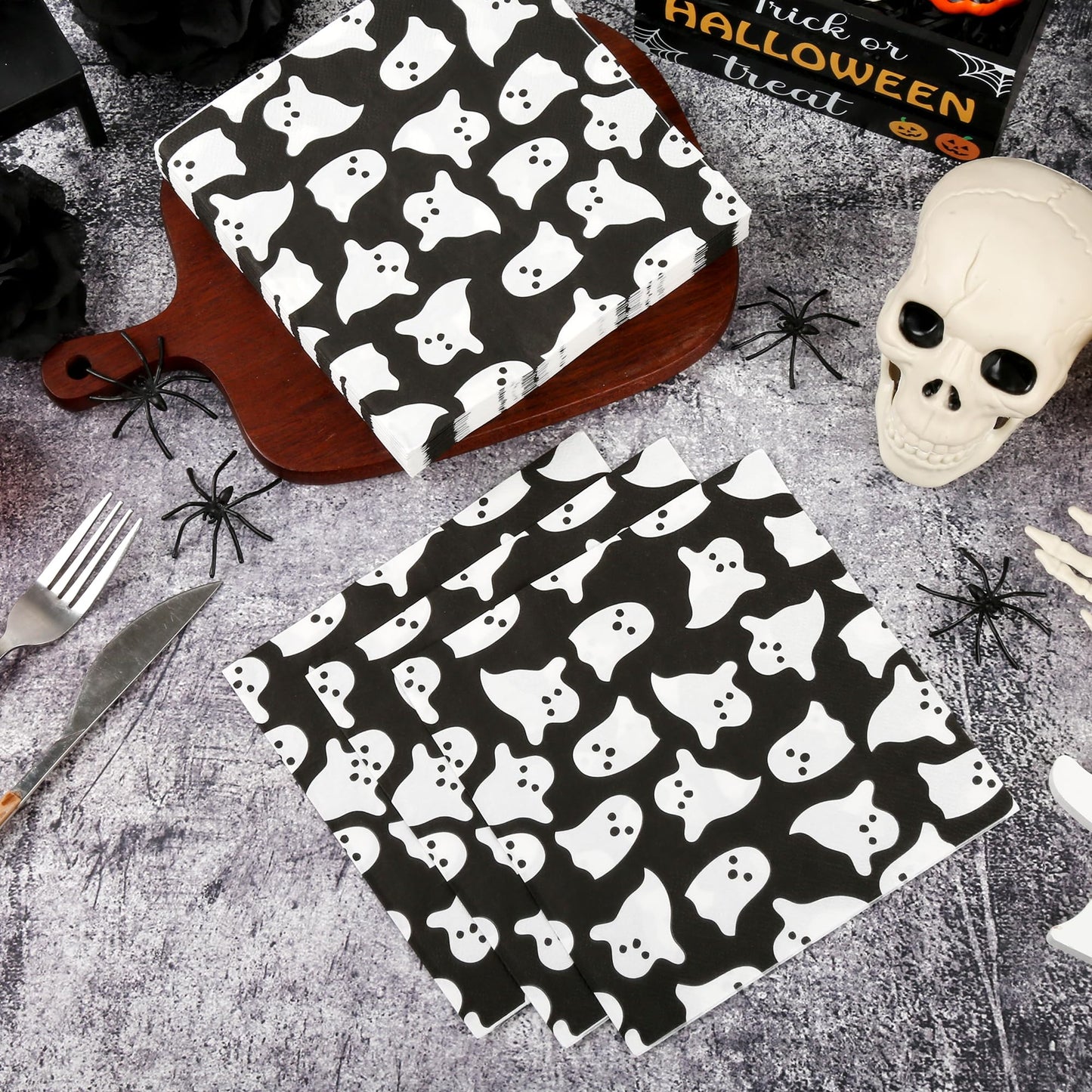 100Pcs Halloween Ghost Paper Napkins Black White Spooky Boo Disposable Luncheon Napkin Ghosts Party Hand Towel for Birthday Baby Shower Party Supplies Table Decoration