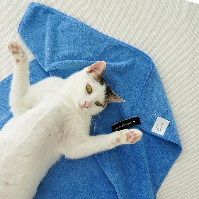 Unconditional Love | Premium Pet Drying Towel | Ultra Absorbent and Soft Microfiber Towel for Dogs and Cats (Blue) XL