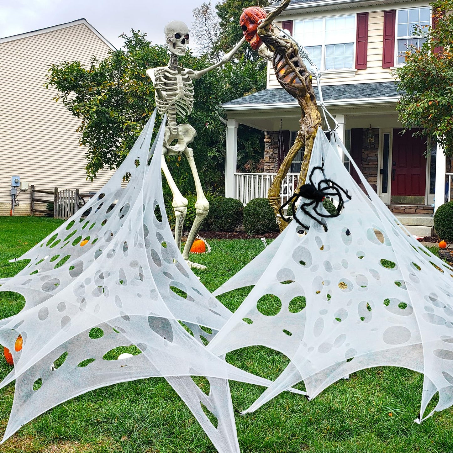 VICAMB 470sqft Giant Spider Web Halloween Decorations Outdoor Cut Your Own Spider Web Netting Beef Netting for Haunted House,Halloween Party Decoration