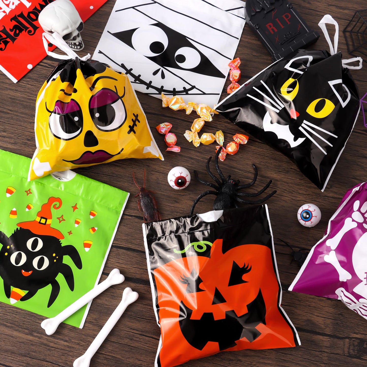 HOIIOH 120 Pcs Halloween Treat Bags Bulk, 6x6 Inch Drawstring Candy Bags