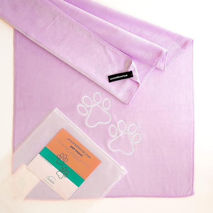 Luzia Unconditional Love | Premium Pet Drying Towel | Ultra Absorbent and Soft Microfiber Towel for Dogs and Cats (Lilac)