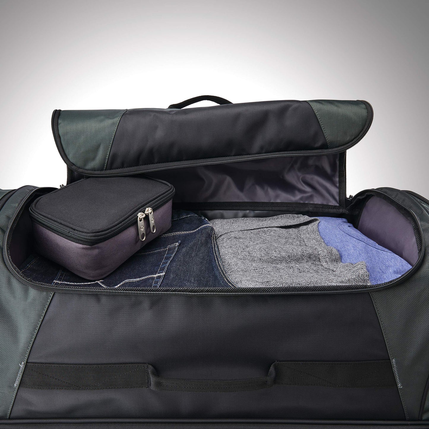 Samsonite Andante 2 Wheeled Duffel Bag – 32-Inch Durable Rolling Luggage with Inline Skate Wheels, Push-Button Handle & Spacious Compartments – Travel-Friendly and Lightweight - All Black