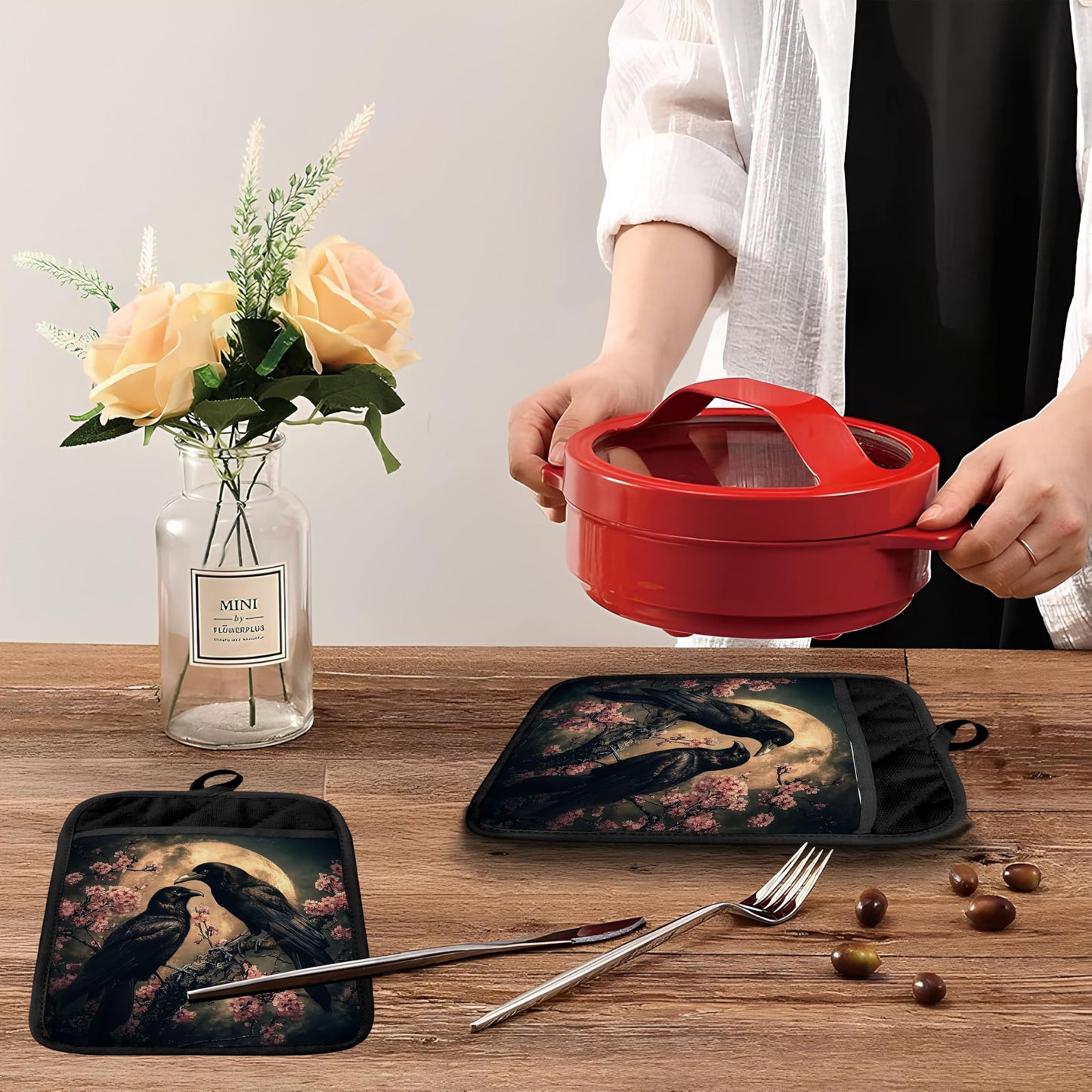 GOOZHO Moody Moonlit Gothic Raven Pot Holders with Pockets, Dark Academia Halloween Crow Cherry Blossom Oven Pot Holders Heat Resistant Oven Mitts Hot Pads for Kitchen Baking Cooking