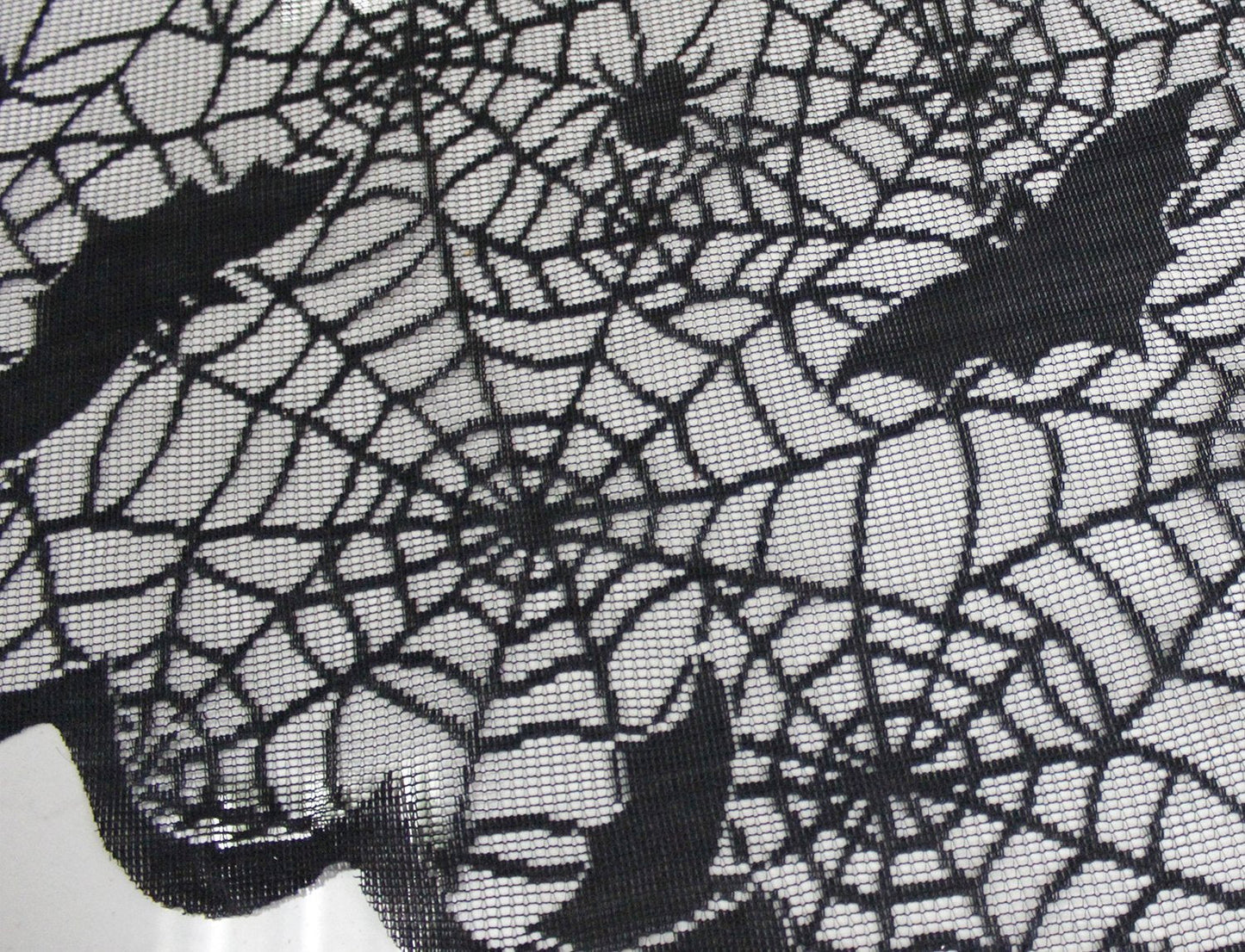 Tonfant Black Lace Tablecloth Round Overlay with Spider Web and Mat for Halloween Party,Easter,Fireplace and Mantle Cover Decoration (Round 70", Black)
