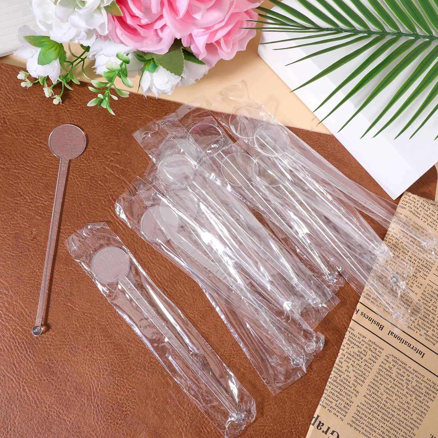 240 Pieces 7 Inch Cocktail Swizzle Sticks Transparent Coffee Stirrers Disposable Plastic Swizzle Sticks with Disc Top Drinks Mixing Rod for Coffee Whiskey Beverage, Clear