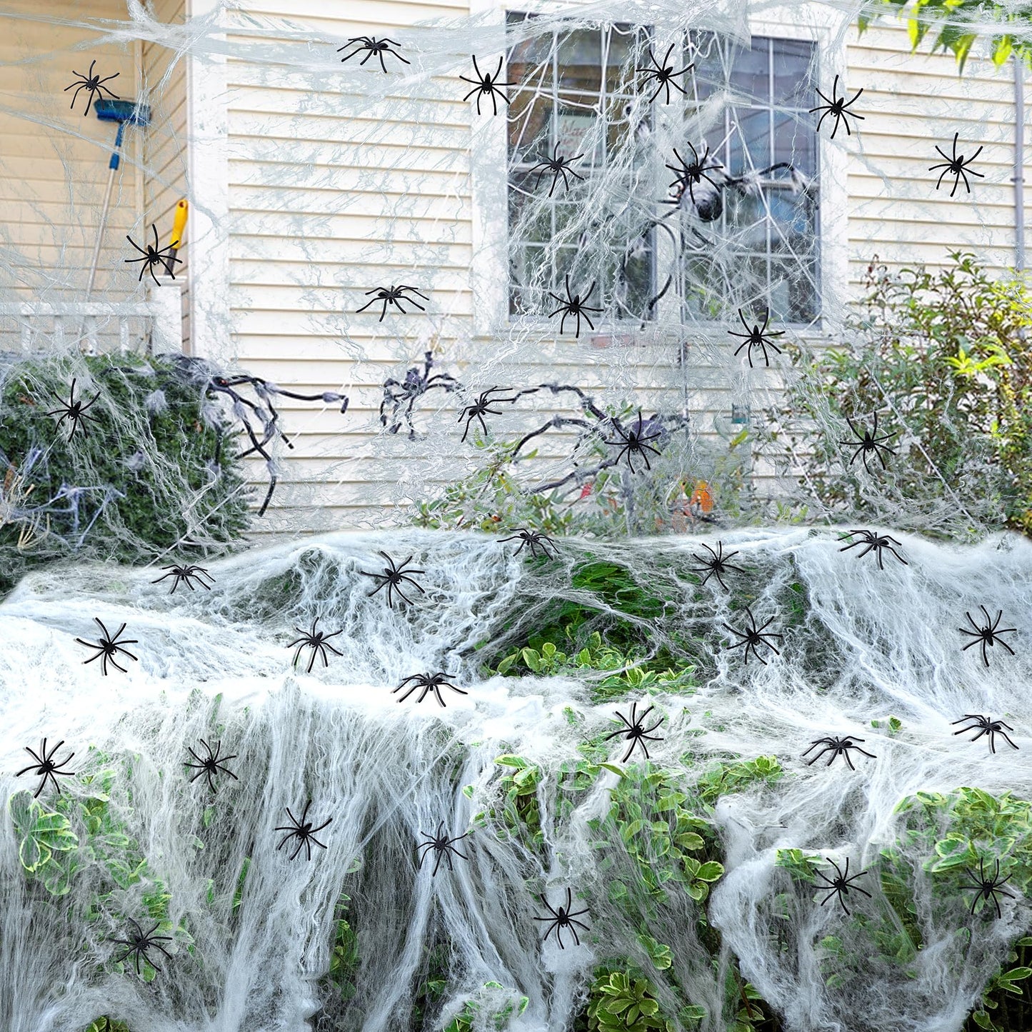 2200 Sqft Super Stretch Cobwebs with 100 Fake Spiders 24 Bats, 21.16 oz Halloween Spider Webs Decorations, DIY Spooky Spider Cotton Webbing for Outdoor Indoor Yard Garden Haunted House Party Supplies