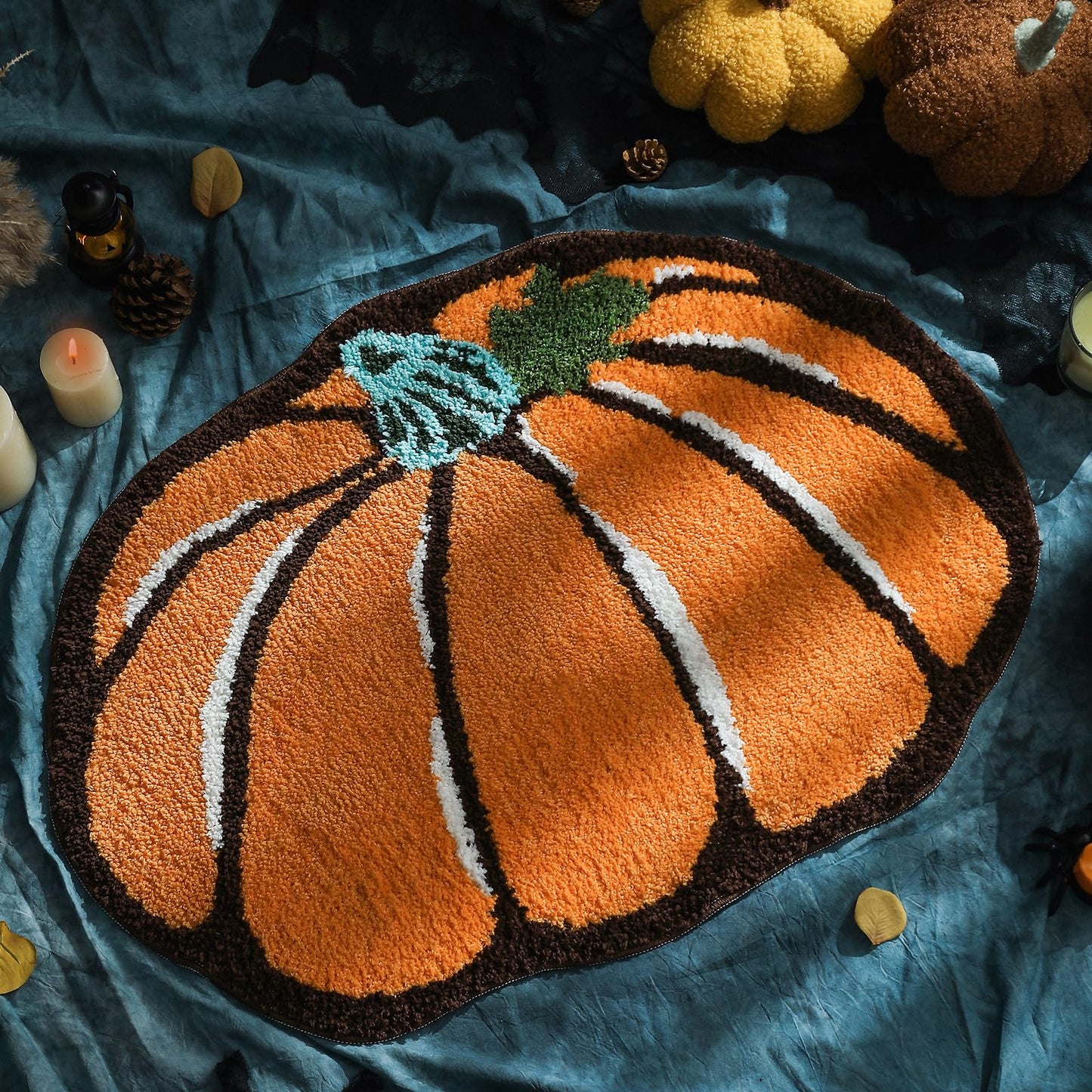 YRXRUS Halloween Pumpkin Bathroom Rugs, Ultra Soft Pumpkin Shaped Bath Mat, Machine Washable Orange Bath Rugs, Living Bedroom Kids for Halloween Room Decor Area Rugs, Large 21 x 30 Inch