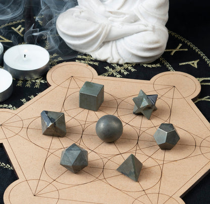 Crocon Golden Pyrite 7 Pcs Platonic Solids Crystal Geometry Set, Platonic Solids Sacred Geometric Stones for Meditation Reiki Balancing Healing Chakra Stone Cleansing Spiritual Good Luck (15-20 mm)