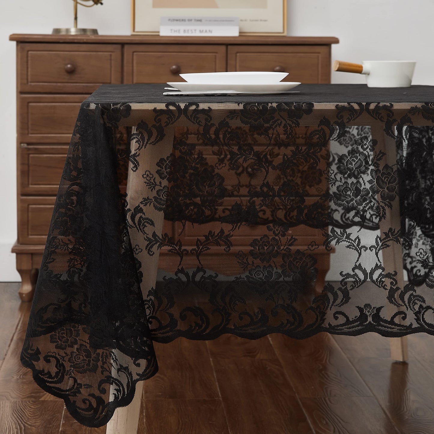 WARM HOME DESIGNS Gothic Tablecloth. 60 x 84 Black Lace Tablecloth. Elegant Rectangle Halloween Tablecloths for Rectangle Tables Feature Floral Design for Rustic Kitchen or Wedding Decor. MTC Black 84