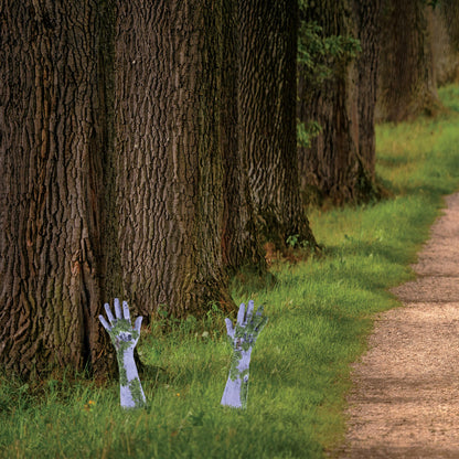 Beistle Plastic Zombie Hand Yard Stakes – Halloween Outdoor Lawn Decorations, Creepy Graveyard Hands with Moss, Scary Undead Props for Haunted House Pathway, Garden or Tombstone Scene Décor, 16”