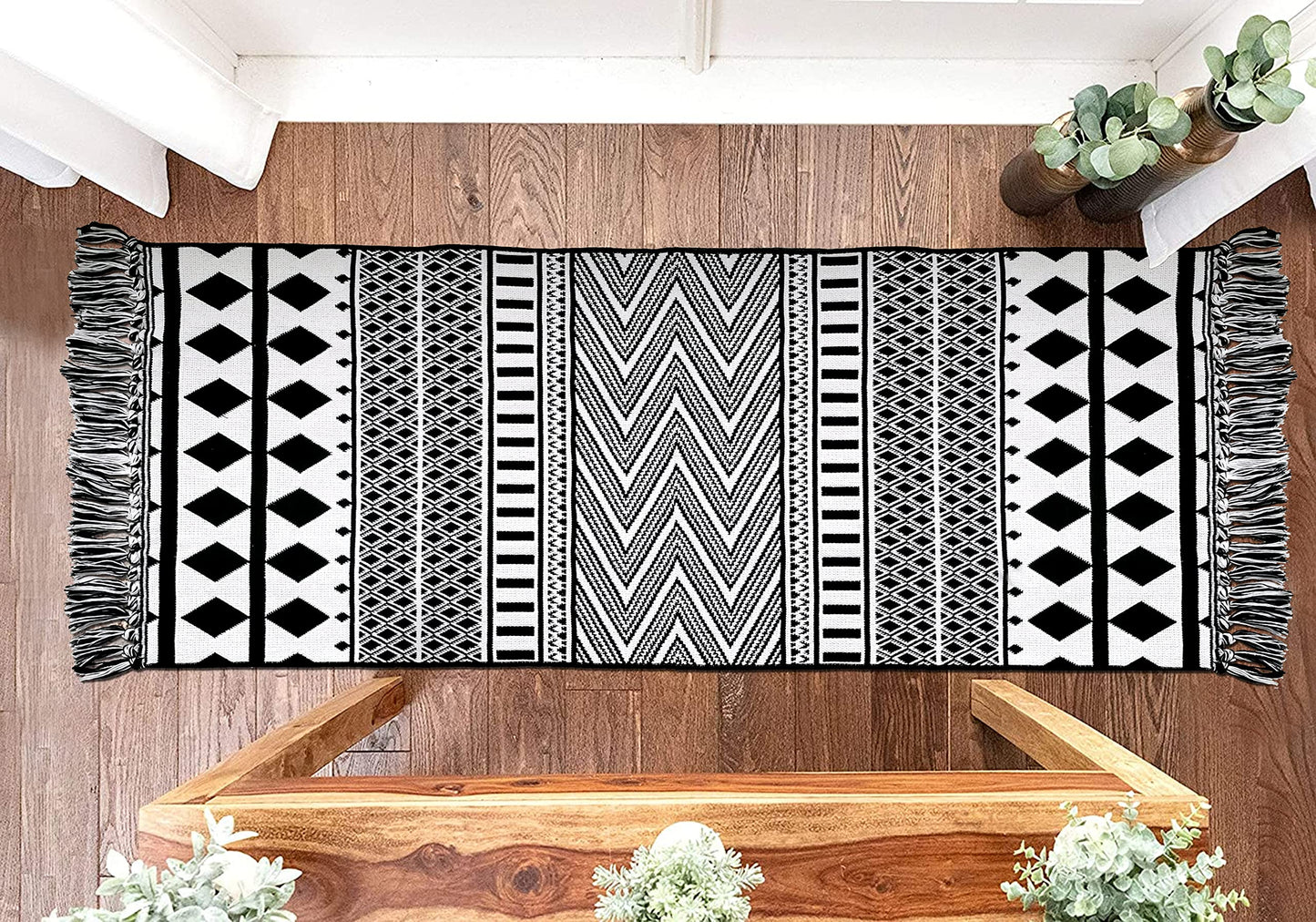 IOHOUZE Kitchen Hallway Runner Rug -2'x6' Boho Black White Entryway Runner Rugs for Halloween Decor/Fall Decor, Woven Indoor Outdoor Carpet Rugs, Washable Rag Rug for Bedroom/Bathroom/Laundry Room