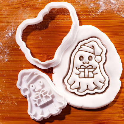 BAKERLOGY Christmas Ghost Mini Cookie Cutter and Stamp Set – Cute Kawaii Fondant Embosser, Cupcake Topper for Festive, Holiday, Winter Baking Decoration Tool