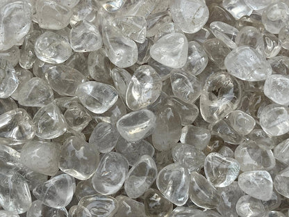 GAF TREASURES 5 Pcs Clear Quartz Tumbled Stones, Polished Natural Clear Quartz Gemstone, Clear Quartz Healing Crystals (Clear Quartz)