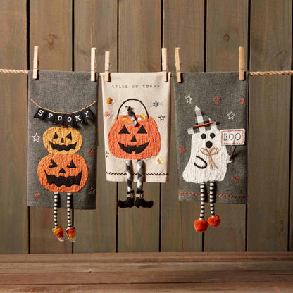 Mud Pie Dangle Leg Towel, Trick Treat