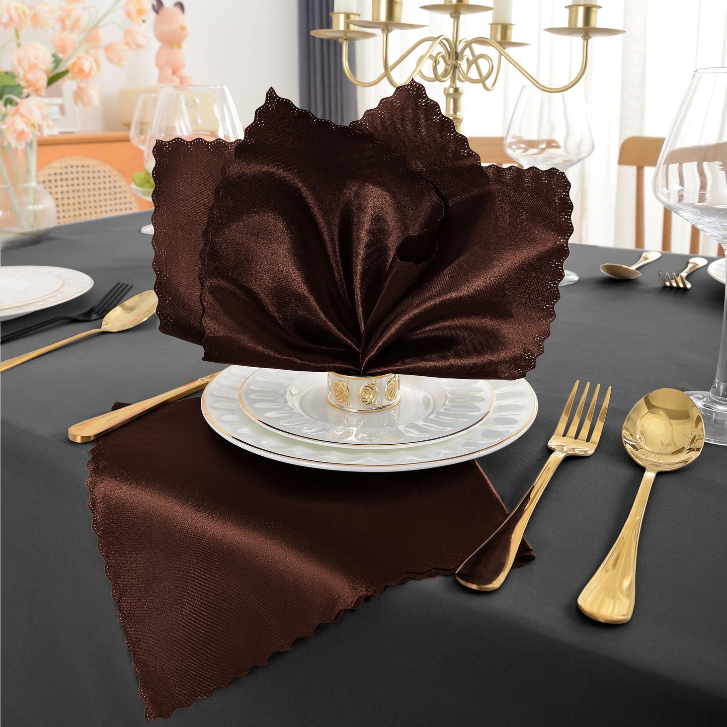 RUDONG M 72 Pack Chocolate Brown Satin Napkin, 17 x 17 Inch Square Cloth Napkins, Soft Fabric Napkin with Scalloped Edges, Reusable Washable Dinner Table Napkins for Wedding, Banquet, Party