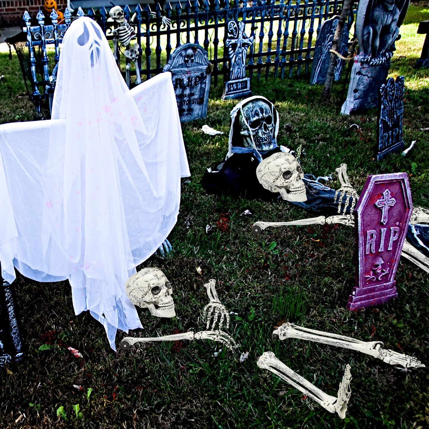 Leyndo 5 Set Realistic Skeleton Coming Out of the Ground Halloween Groundbreaking Stakes Decoration, Moveable Skeleton Skull, Arms, Legs & Feet for Outdoor Yard, Garden, Graveyard Halloween Decor