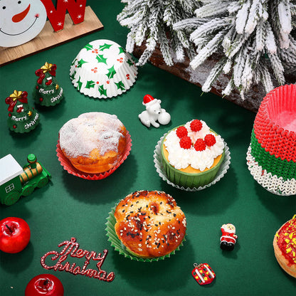 Potchen 600 Count Christmas Cupcake Liners Red Green Berry Snowflake Print Baking Cups Disposable Cupcake Wrappers Christmas Theme Muffin Liners Cupcake Holders for Xmas Party Supplies(Holly)