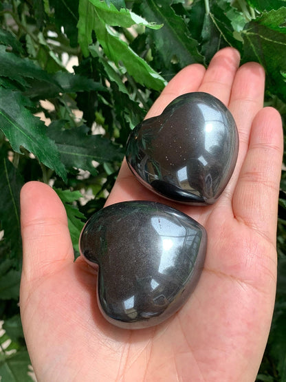 GAF TREASURES Hematite Heart Crystal, Gray, 1.75" - 2" (45mm - 50mm), 4-5 oz, 126.75 Carats, SI1-SI2 Clarity, Untreated