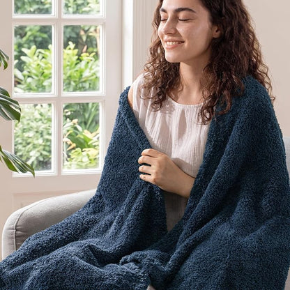 Exclusivo Mezcla Fleece Bed Blankets Queen Size, Ultra Soft, Lightweight and Fuzzy Navy Blue Blanket for Women, Home Decor, 90x90 Inches