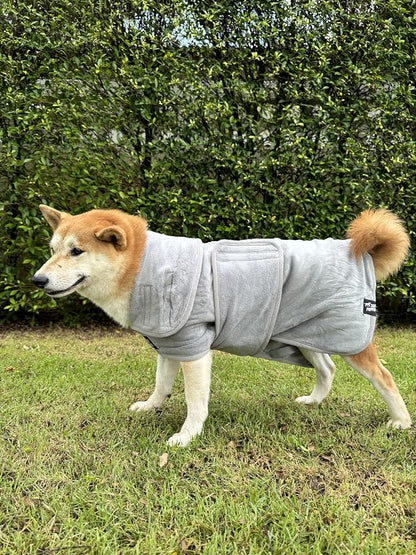 Tuff Pupper Fast Drying Dog Bath Robe | 800 GSM Plush Dog Towel Bathrobe/Dressing Gown | Super Absorbent Pet/Puppy Bathrobe | Adjustable Hood & Belly Strap | Super Soft | Fast Drying (M, Gray)