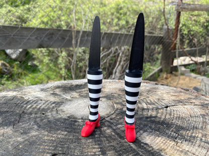 Wicked Witch Legs Mini Plant Pot Decor – Fun Halloween Planter, Spooky Home Decor, Unique Planter for Indoor & Outdoor Plants