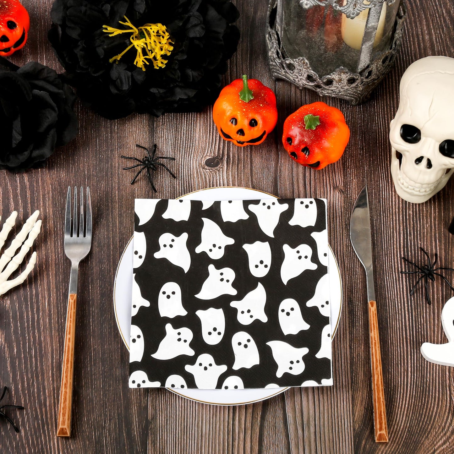 100Pcs Halloween Ghost Paper Napkins Black White Spooky Boo Disposable Luncheon Napkin Ghosts Party Hand Towel for Birthday Baby Shower Party Supplies Table Decoration