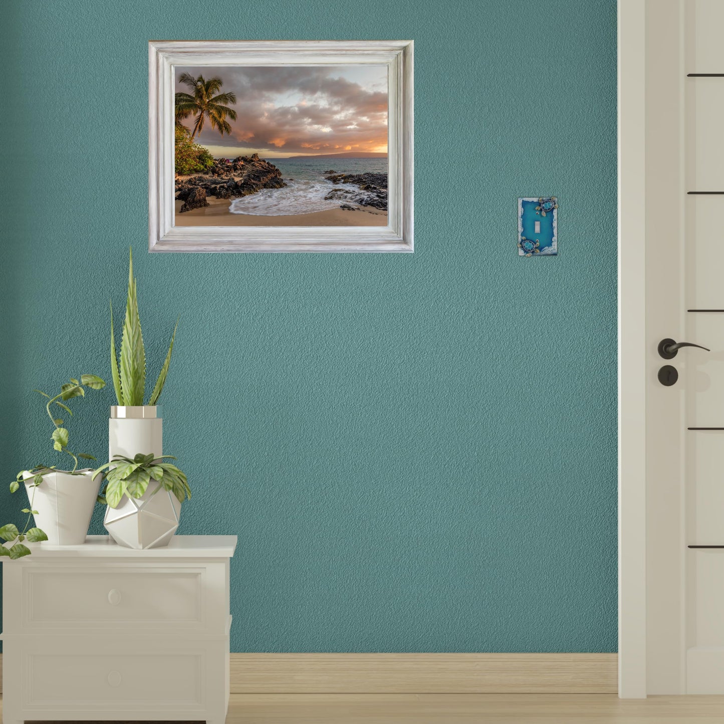 Nautical Single Toggle Switch Cover (1 Gang) with Sea Turtle and Ocean Waves Design, Beach Theme Decorative Light Switch Plate and Coastal Home Décor