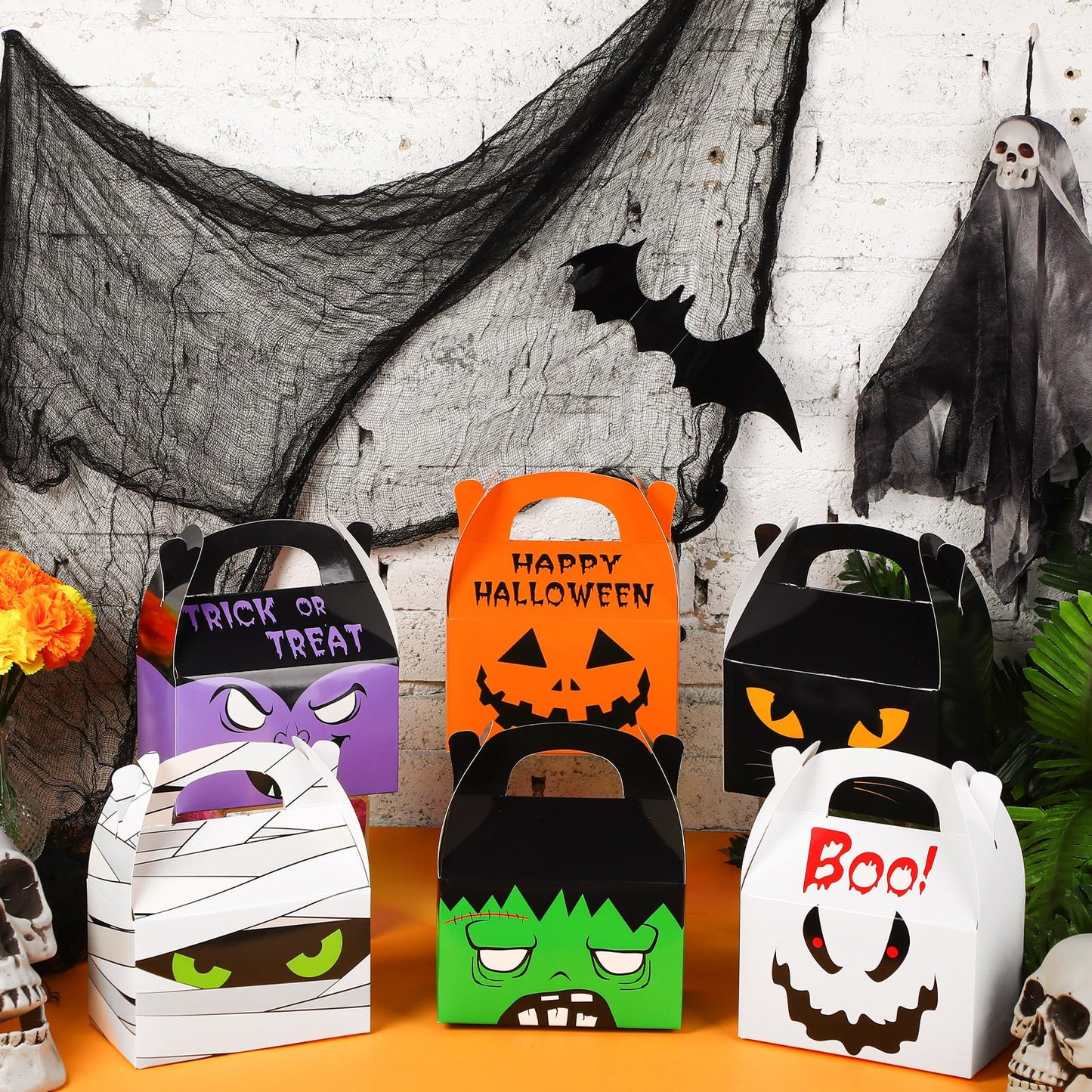 Zhanmai 30 Pcs Halloween Treat Boxes Halloween House Cardboard Goodie Boxes for Trick or Treat Halloween Party Favors Boxes with Handle for Halloween Party Supplies Kids Birthday