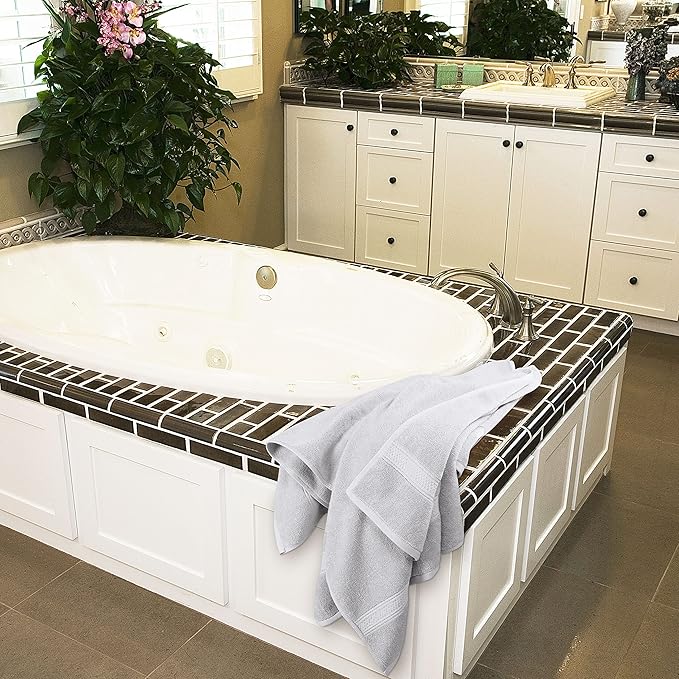 Utopia Towels 4 Pack Premium Bath Towels Set, 27 by 54 Inches, 100% Ring Spun