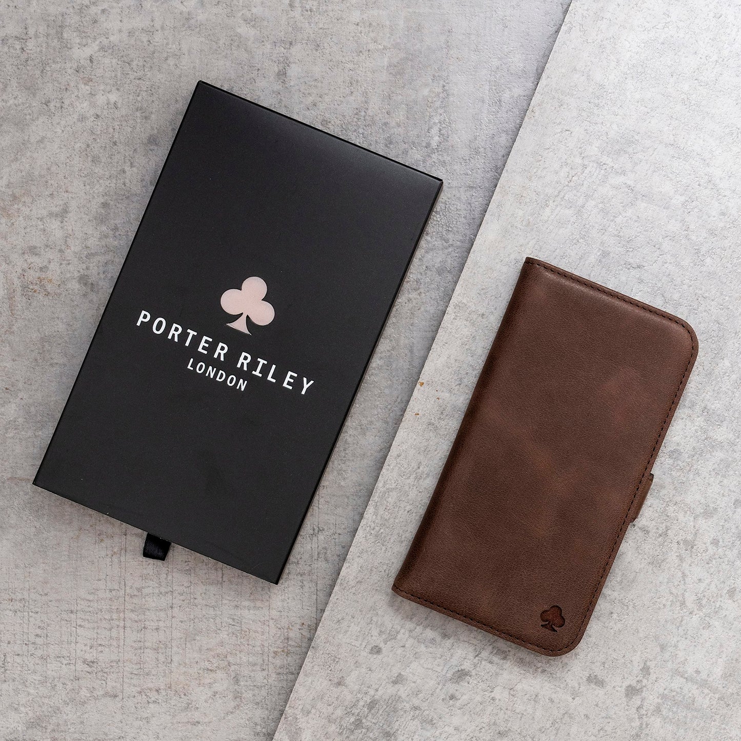 Porter Riley - Leather Case for Samsung Galaxy S24. Premium Genuine Leather Stand Case/Wallet/Cover (Chocolate Brown)