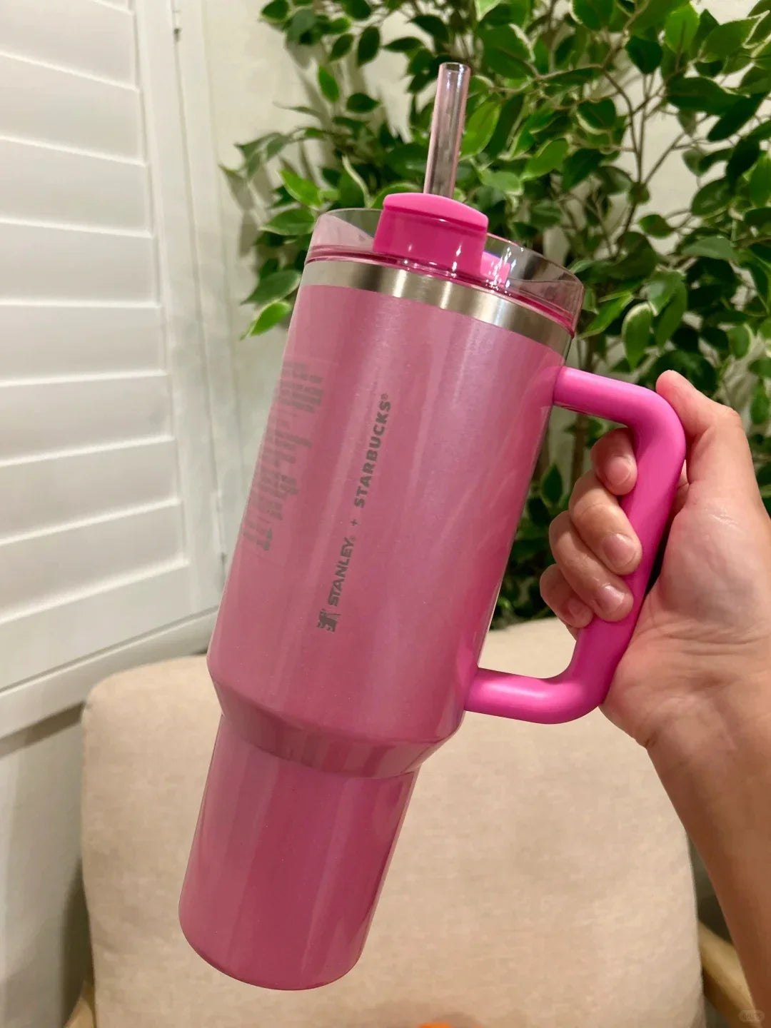 Black Stanley Quencher H2.0 Tumbler – 40 oz Travel Cup